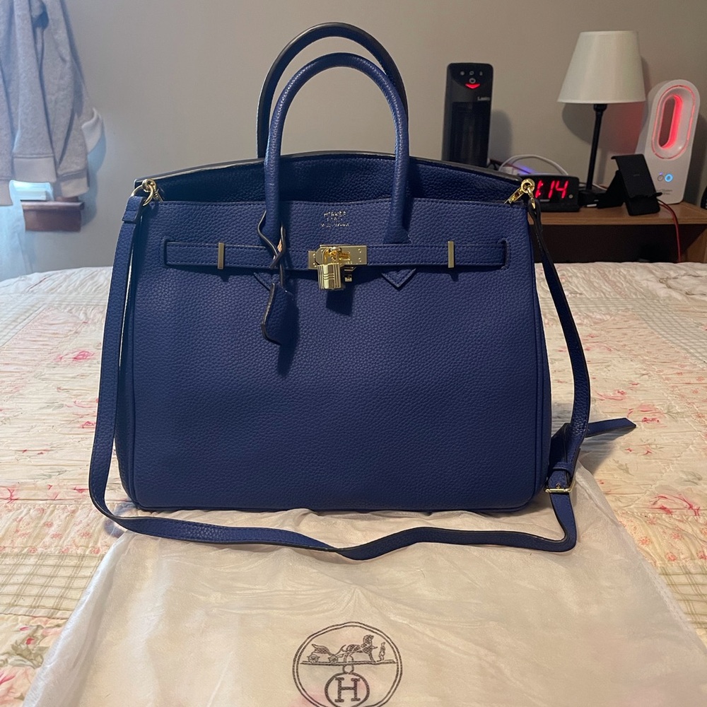 🔥BNWOT Gorgeous Unbranded Blue Pebbled Leather L Satchel🔥